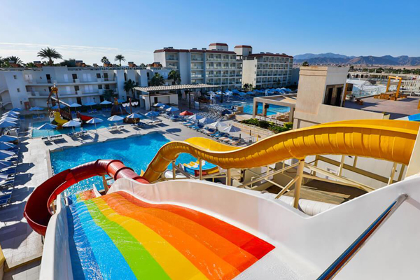 Amarina Abu Soma, aquapark