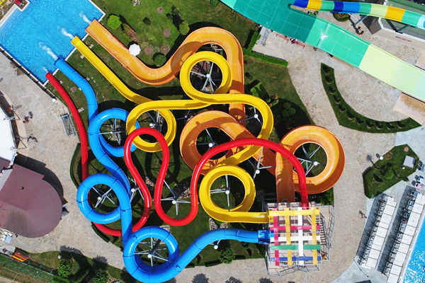 Aqua Nevis, aquapark