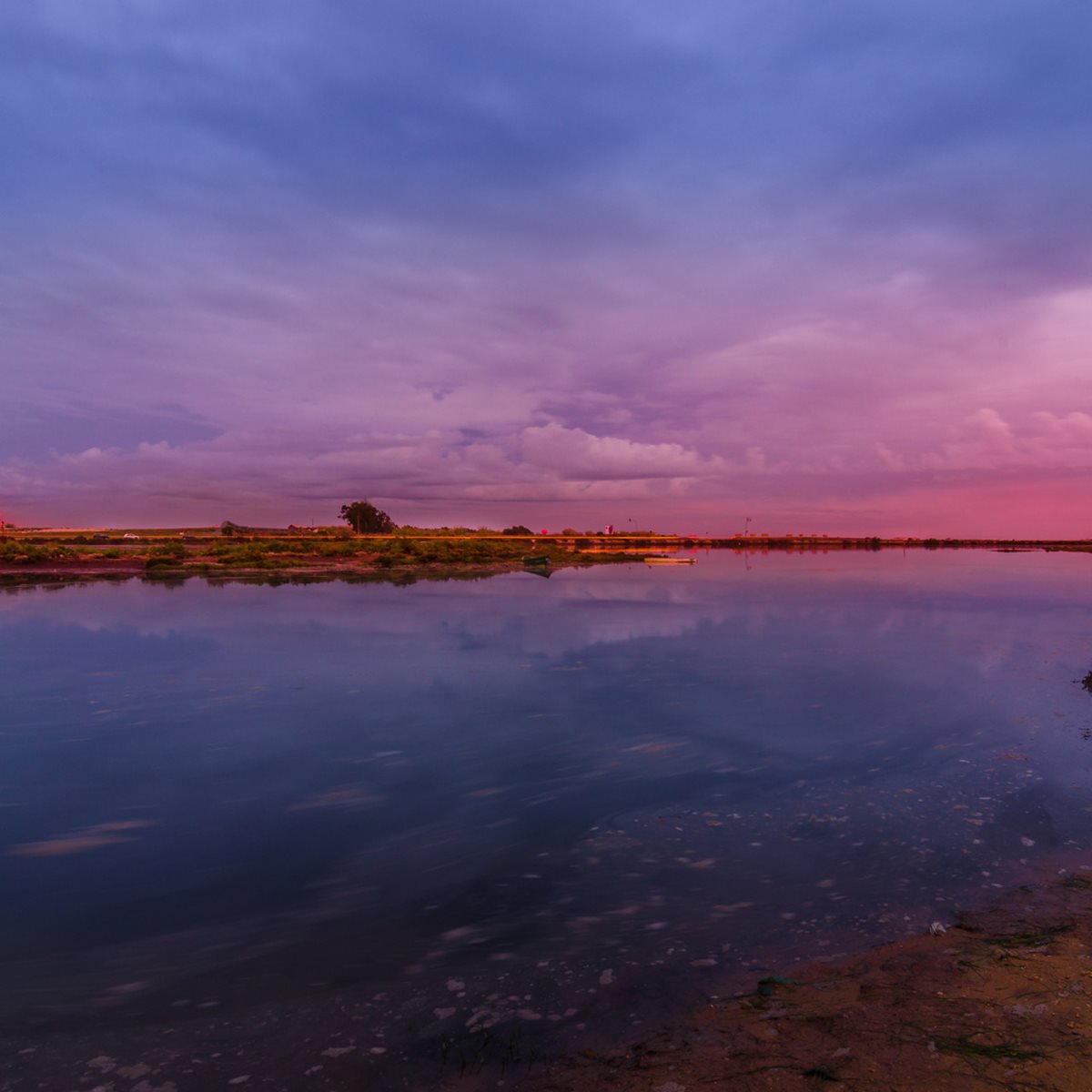 Zachód słońca w Ria Formosa, Portugalia