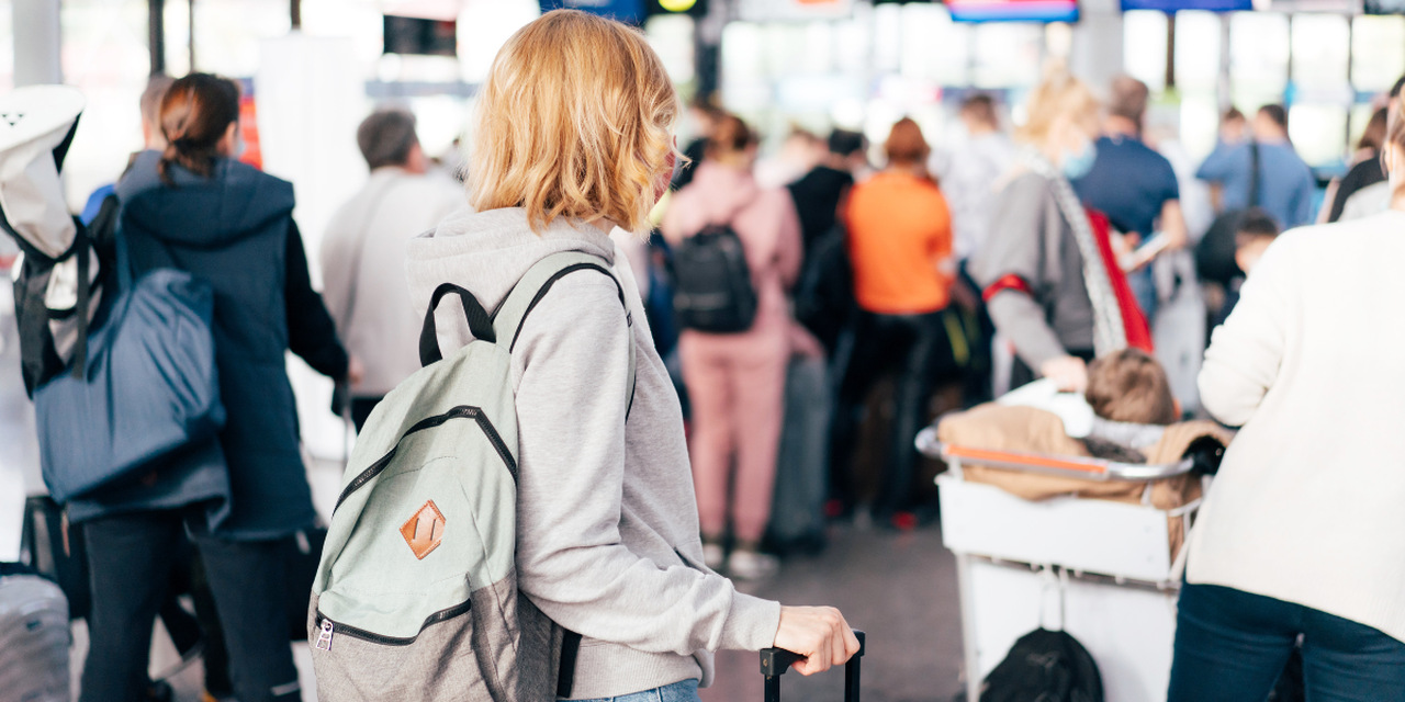 Odprawa na lotnisku odprawa-lotnisko-(1).jpg