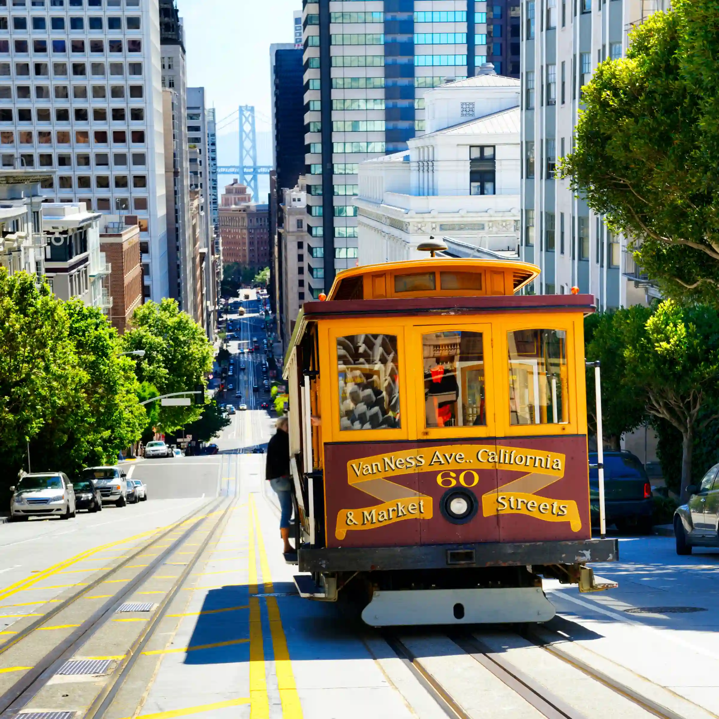 Tramwaj linowy w centrum miasta, San Francisco