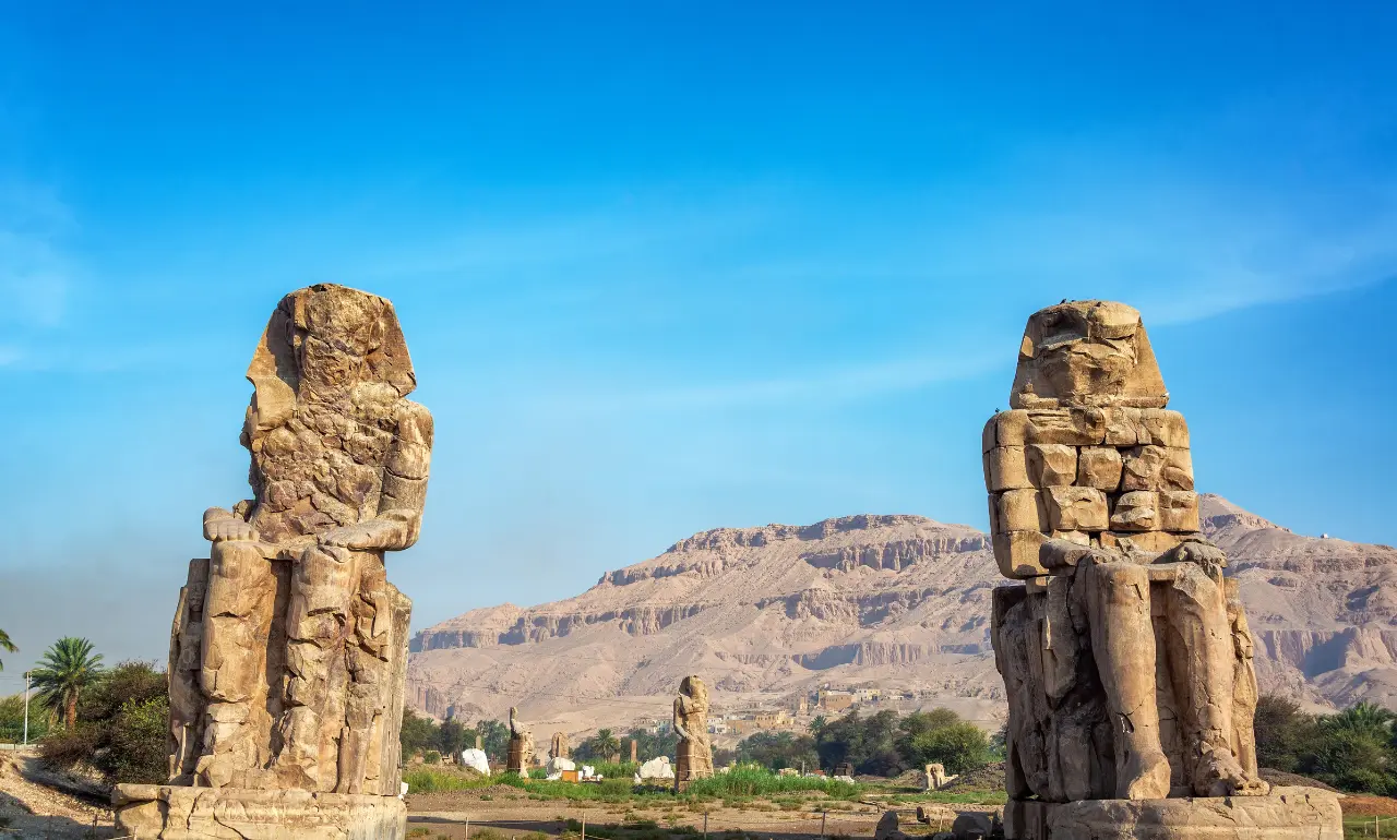 Kolosy Memnona