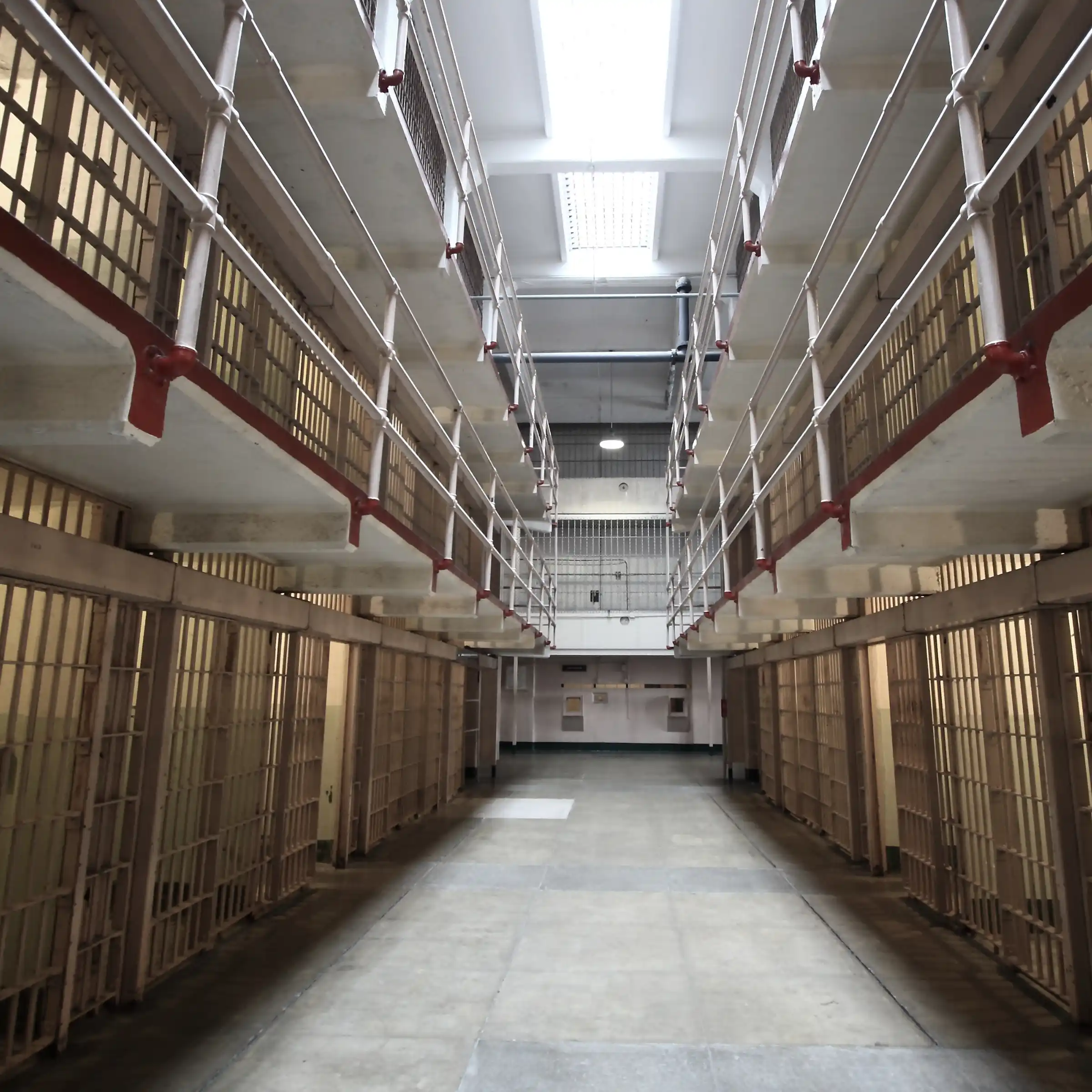 Więzienie Alcatraz w środku