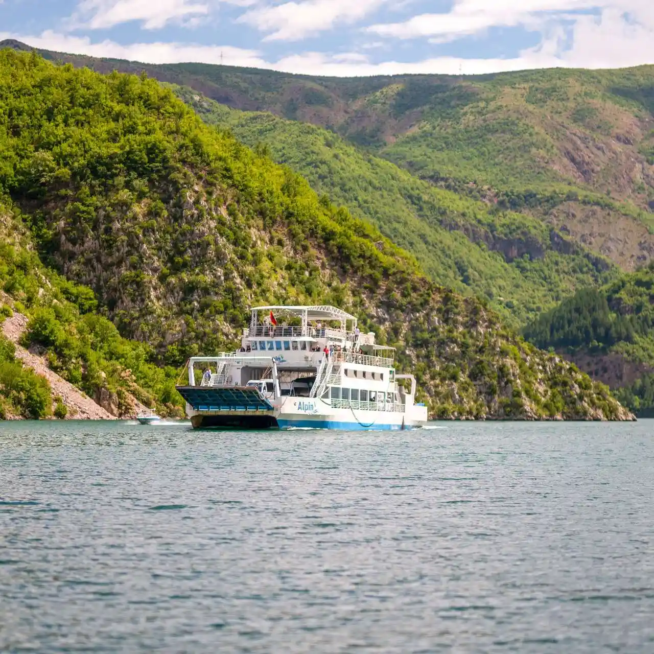Rejs z Koman, Albania
