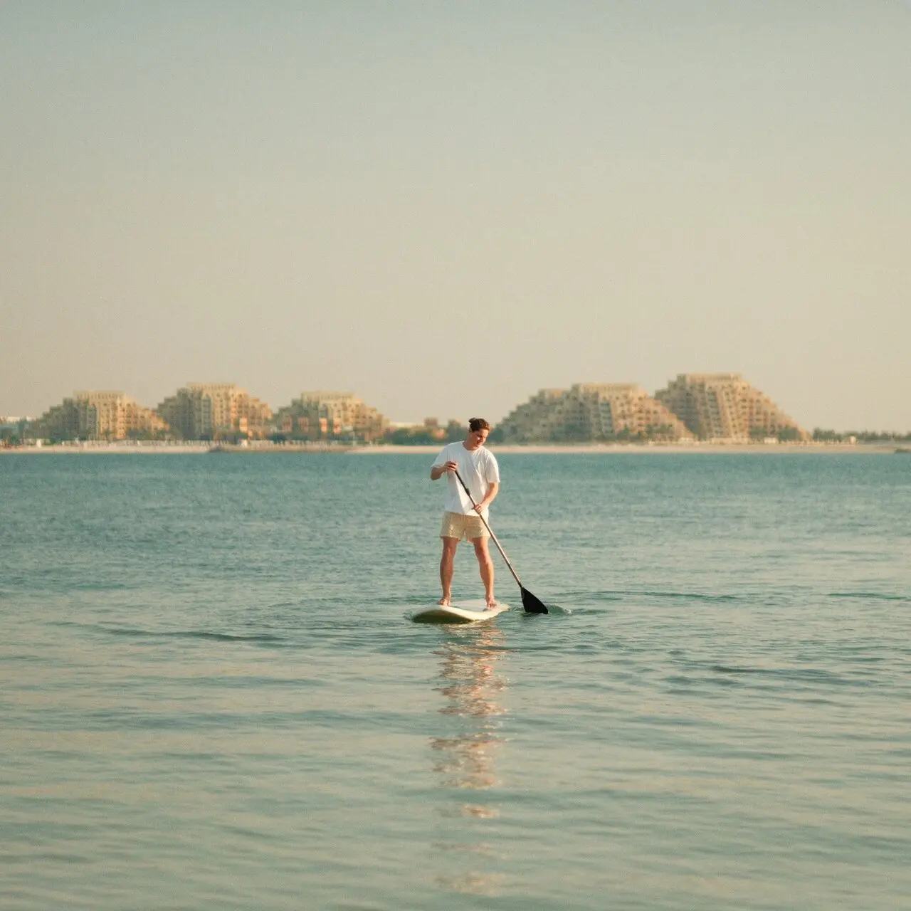 Pływanie na desce SUP w Ras Al Khaimah