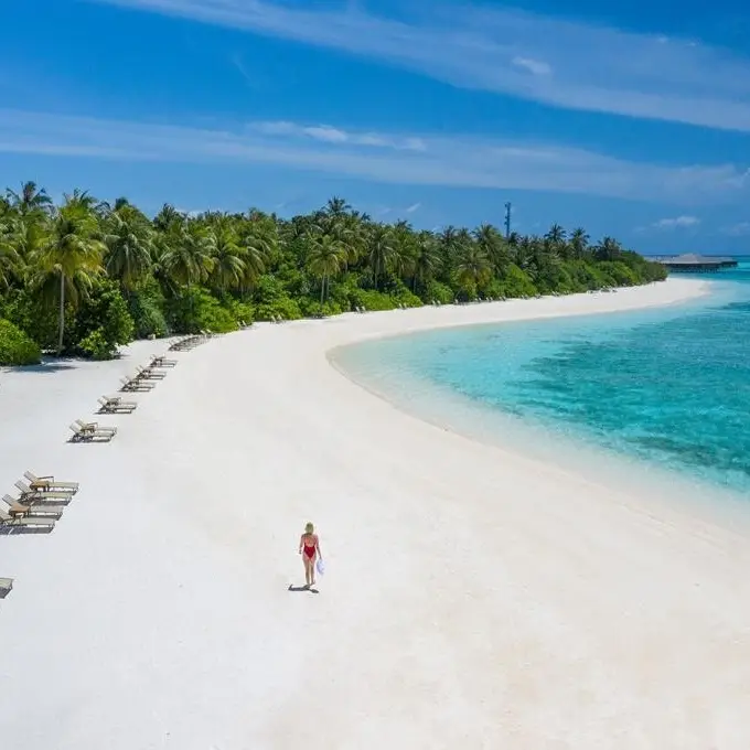 Plaża na wyspie Ookolhufinolhu, Malediwy
