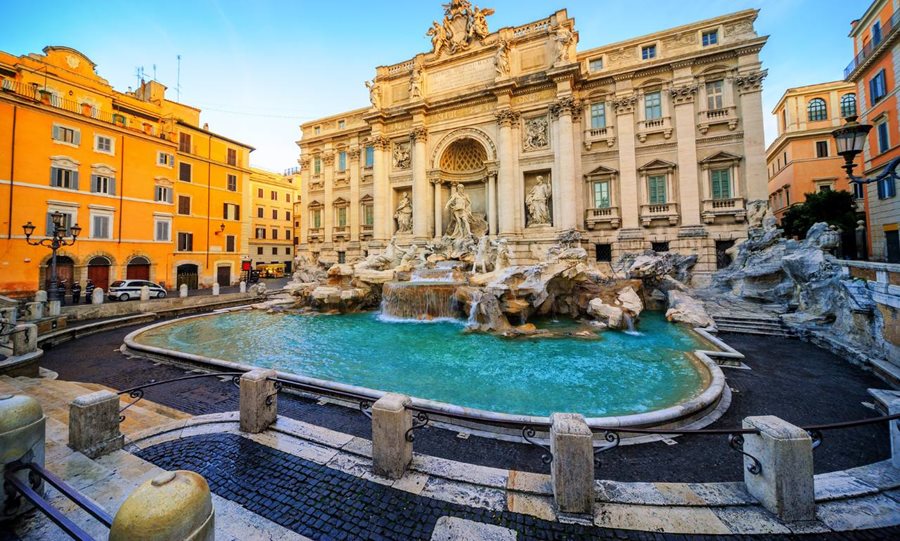 Fontanna di Trevi Fontanna di Trevi