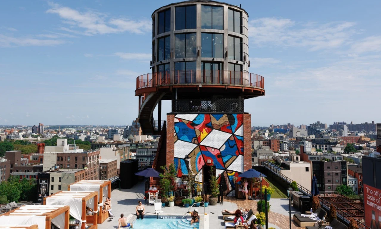 Arlo Williamsburg