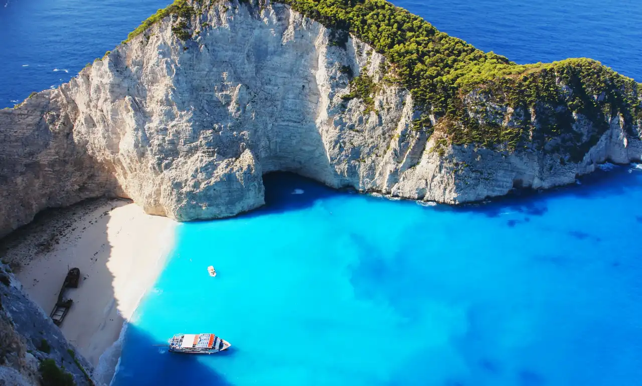 Navagio Beach, Zakynthos Navagio Beach, Zakynthos