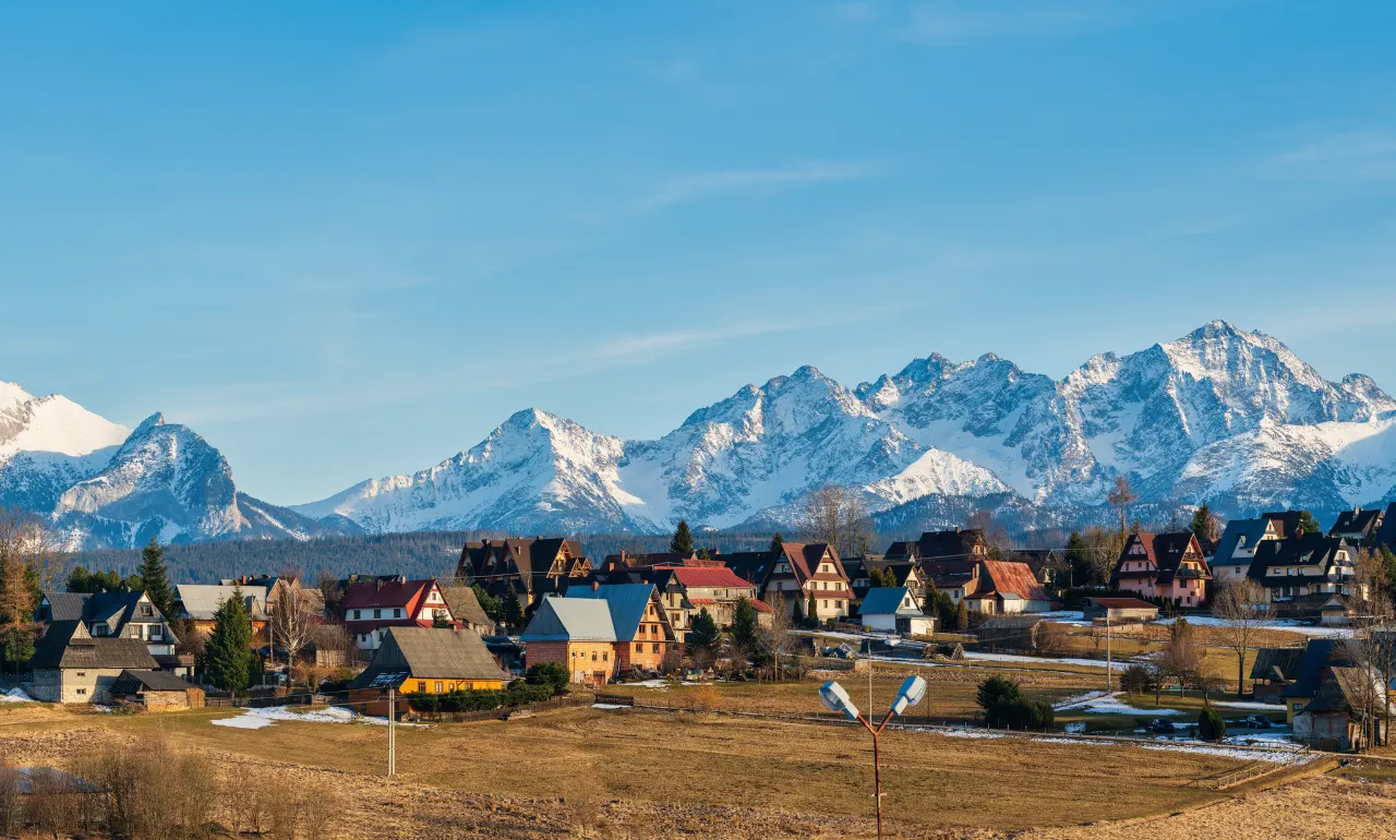 Widok na góry ze wsi Murzasichle