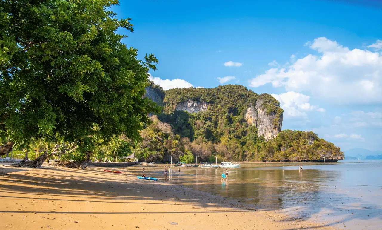 Plaża na wyspie Koh Yao Noi, Tajlandia Plaża na wyspie Koh Yao Noi, Tajlandia