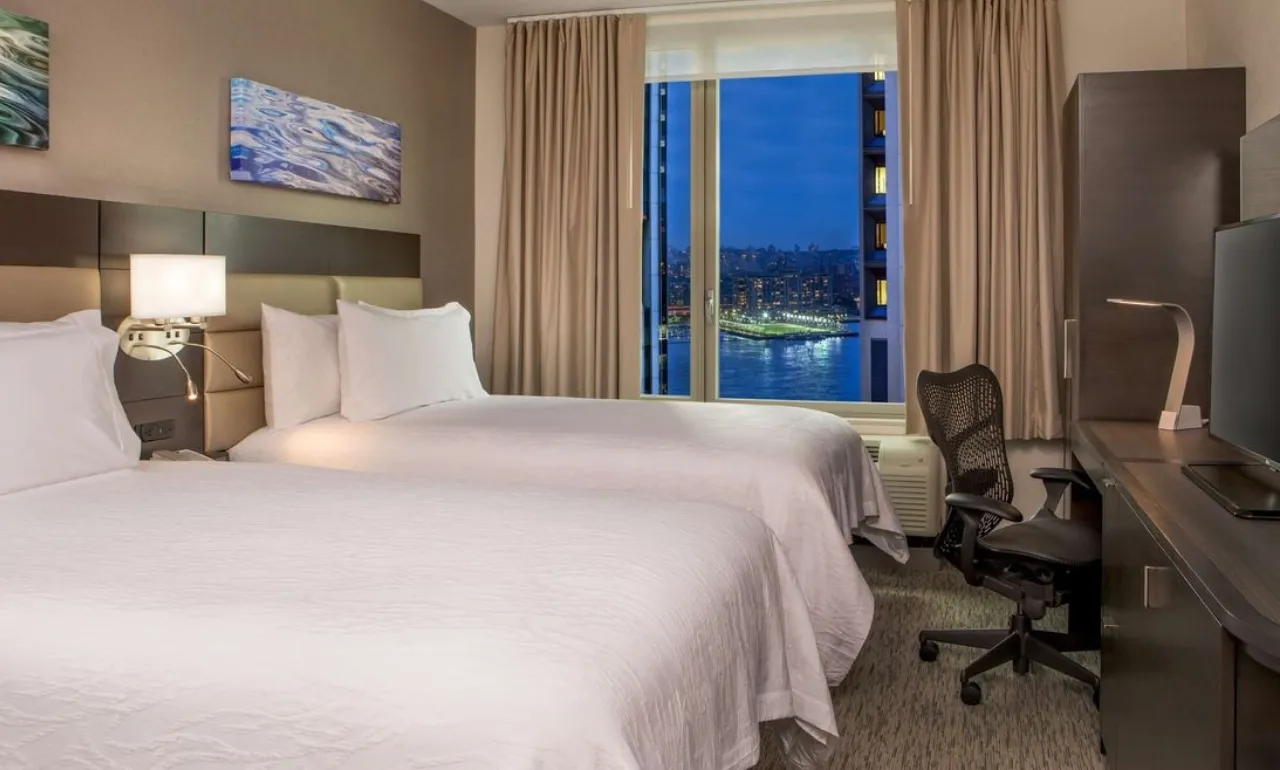 Pokój w hotelu Hilton Garden Inn NYC