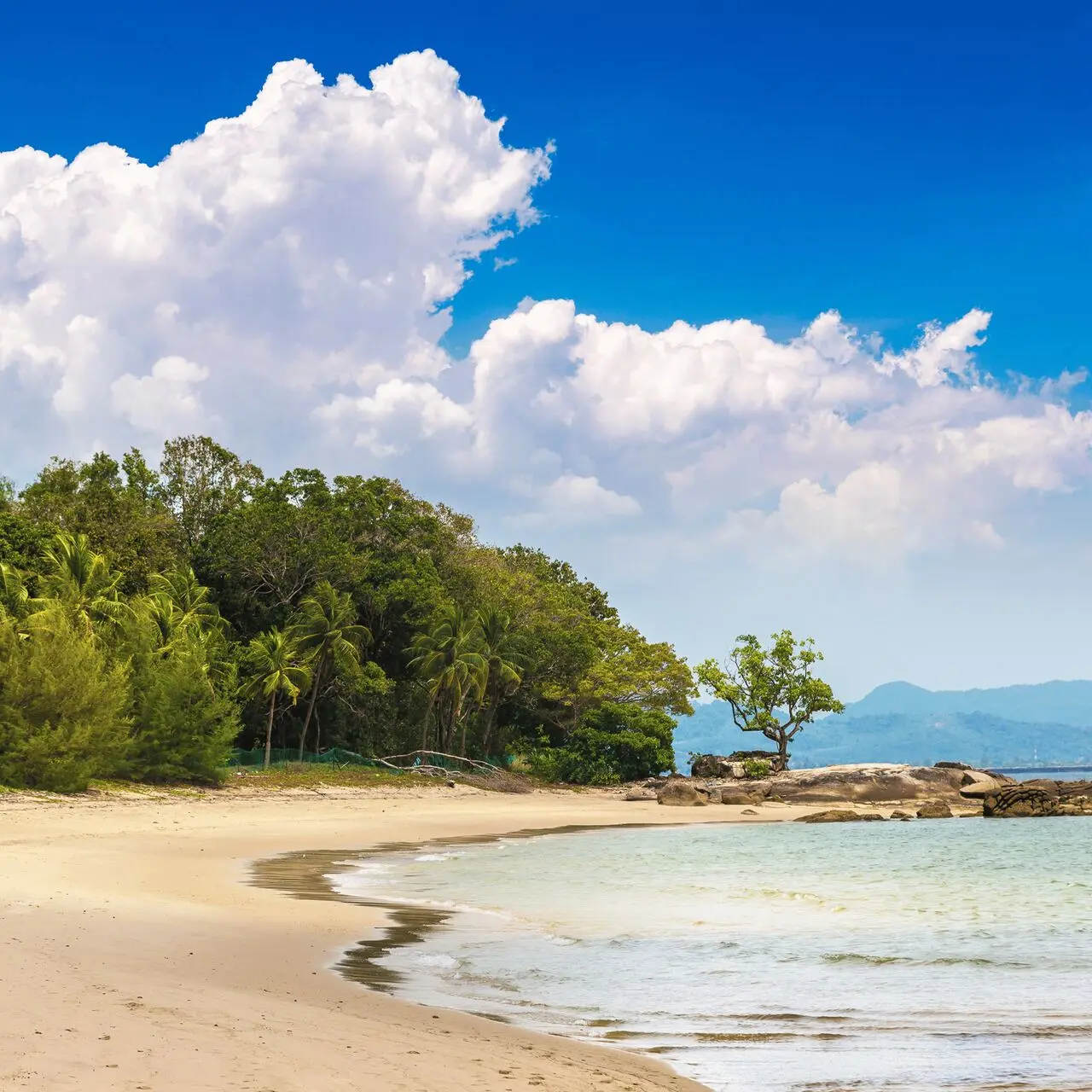 Tropikalna plaża w Malezji