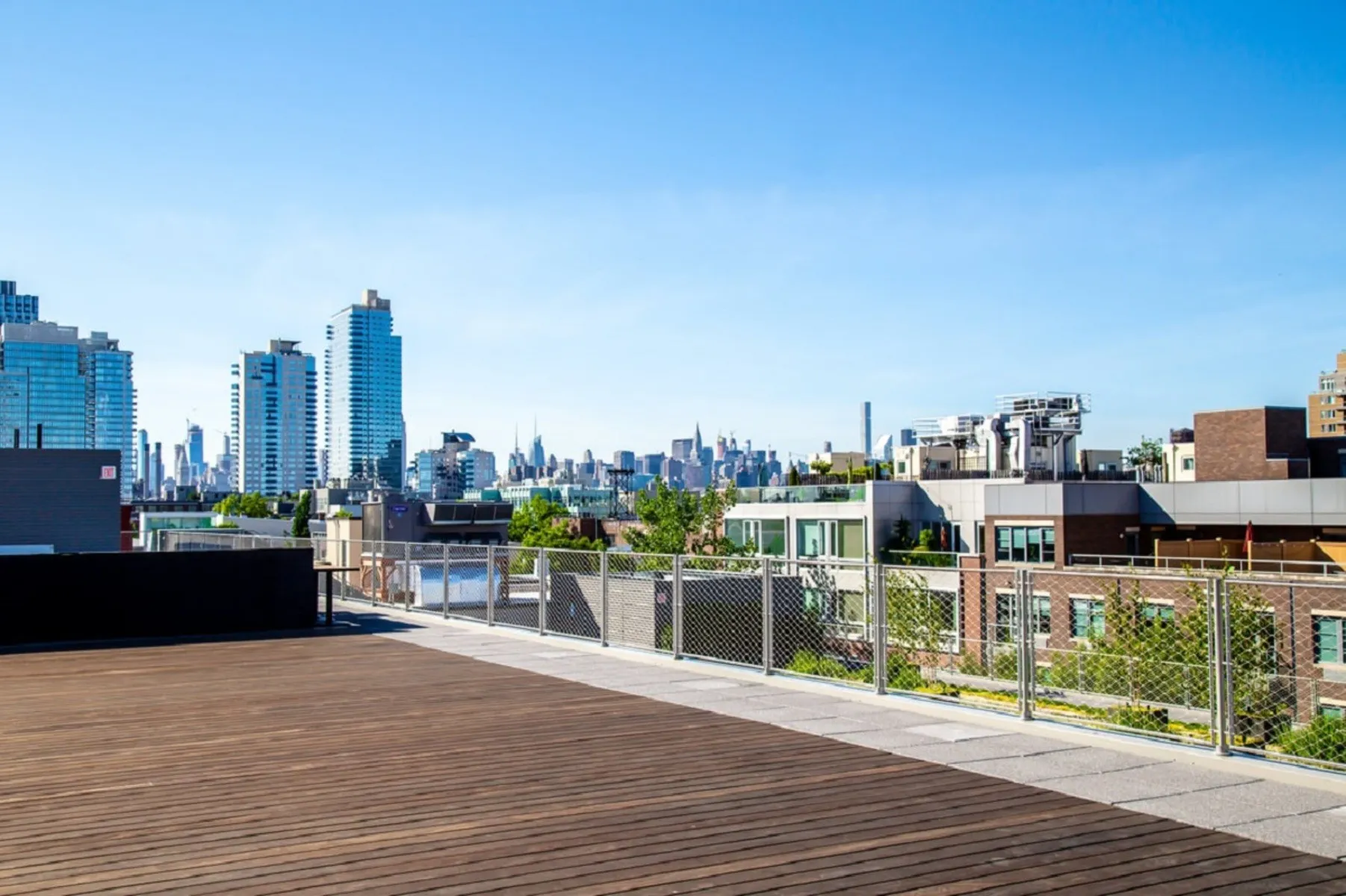 Widok z tarasu w hotelu Pod Brooklyn